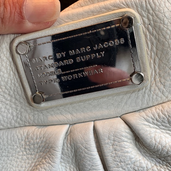 Authentic MARC JACOBS Pebbled leather long shoulder magnetic snap closure bag - Picture 14 of 14